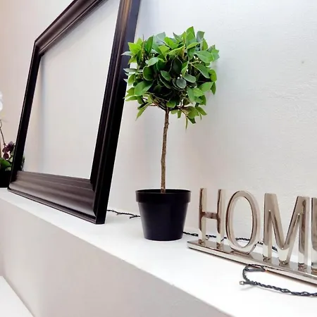 Happiness Apartment *
